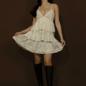 Vestido Curto em Renda - Branco